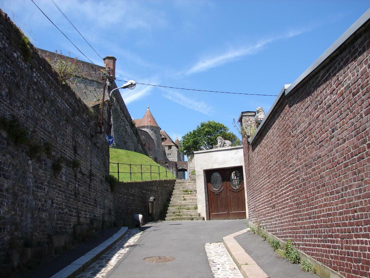Chambres D'Hotes Le Vieux Chateau Dieppe Exterior photo