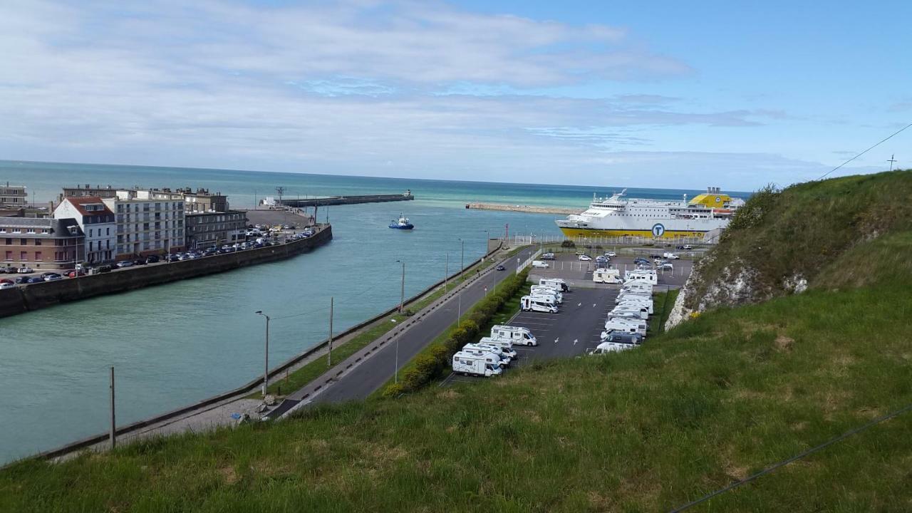 Chambres D'Hotes Le Vieux Chateau Dieppe Exterior photo